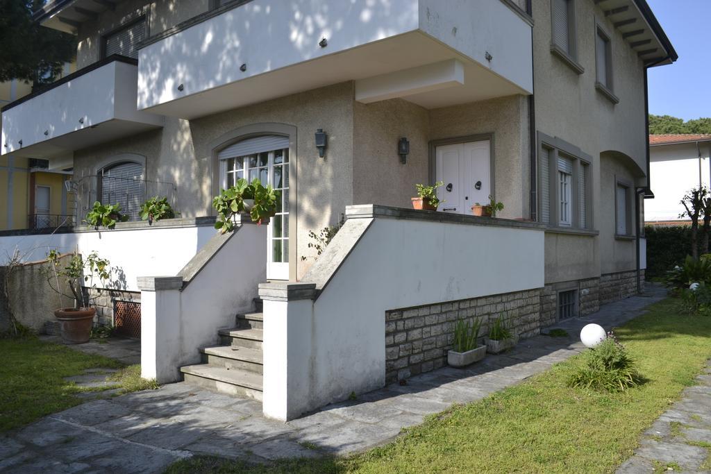 Casa Adriana Villa Lido di Camaiore Exteriör bild